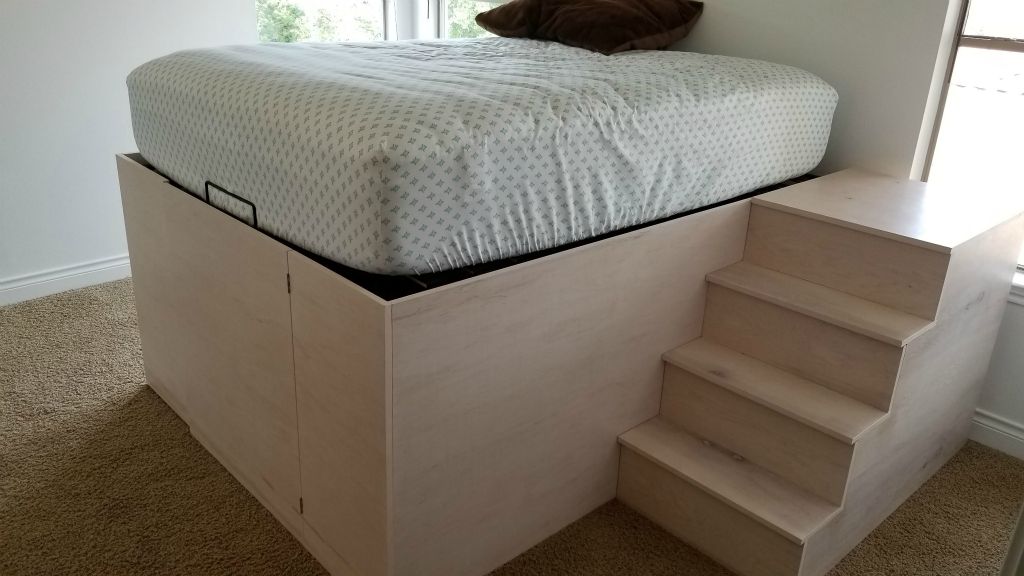 Lift Up Platform Bed with Dresser and Cubbies in Pickled Maple
